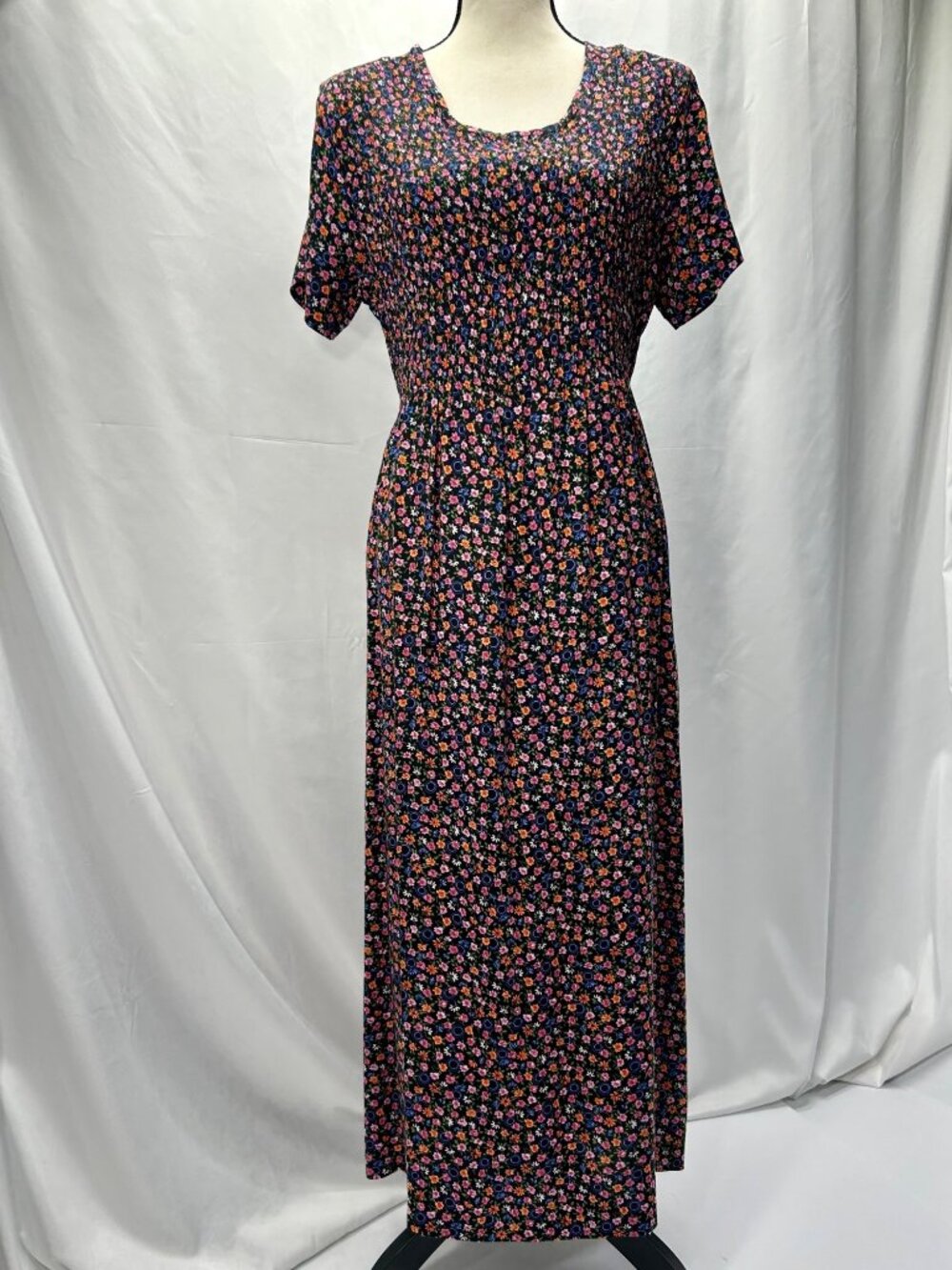 Vintage Erika Prairie Maxi Dress M Black Multi-Colored Ditsy Floral Smocked